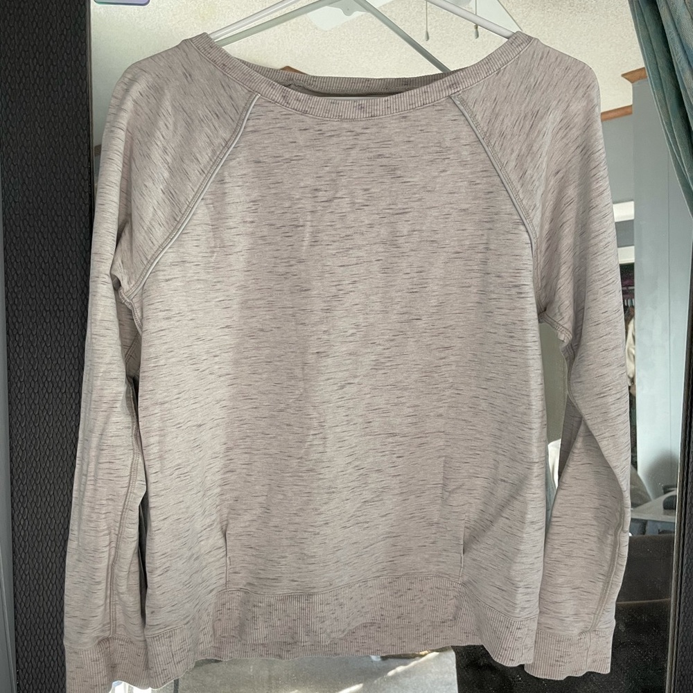 Lululemon crewneck